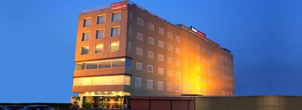 Tulip Inn Zirakpur Luaran gambar