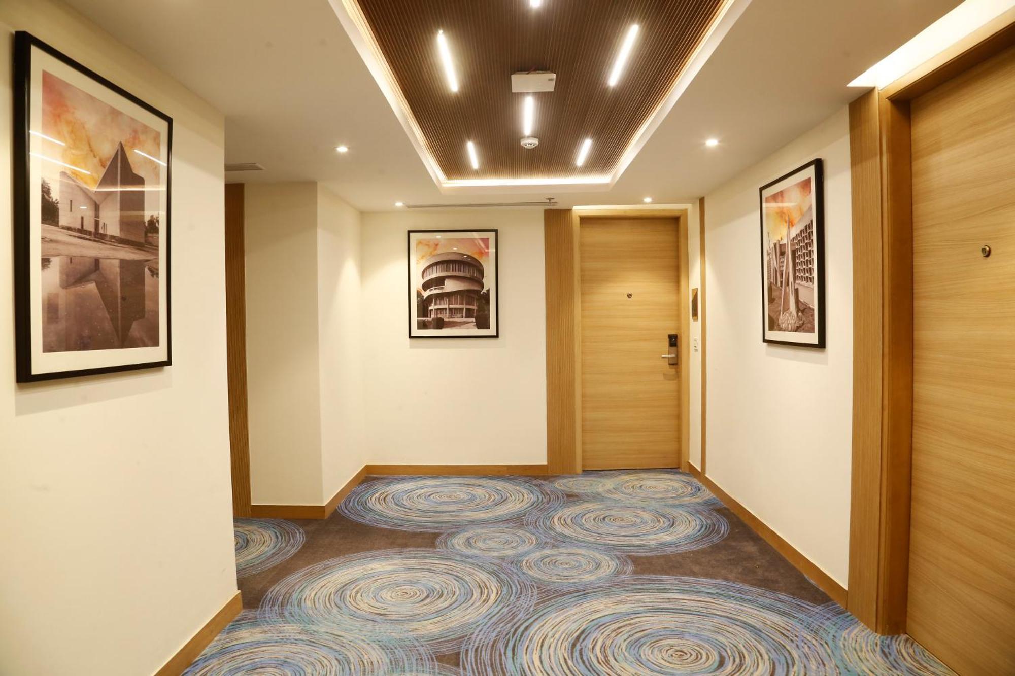 Tulip Inn Zirakpur Luaran gambar
