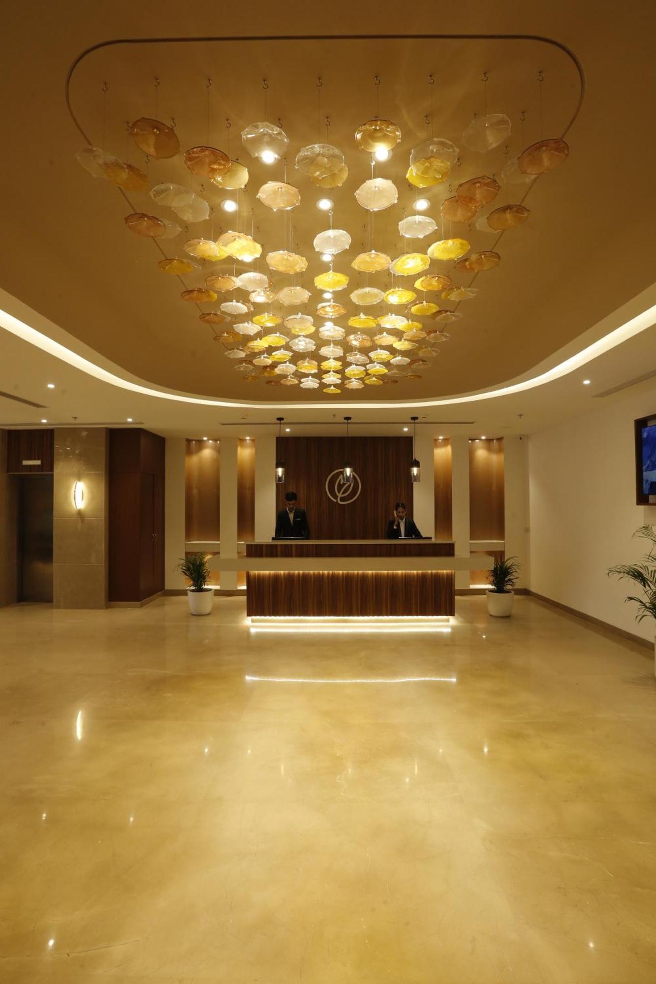 Tulip Inn Zirakpur Luaran gambar