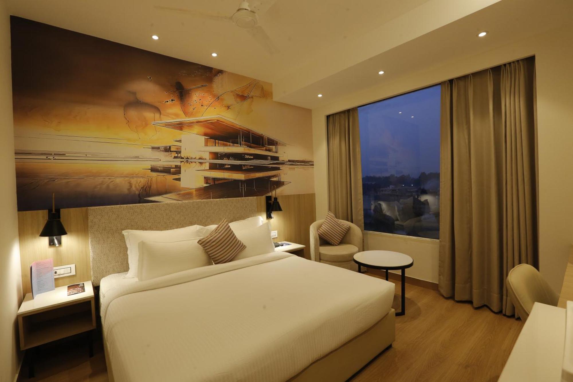 Tulip Inn Zirakpur Luaran gambar