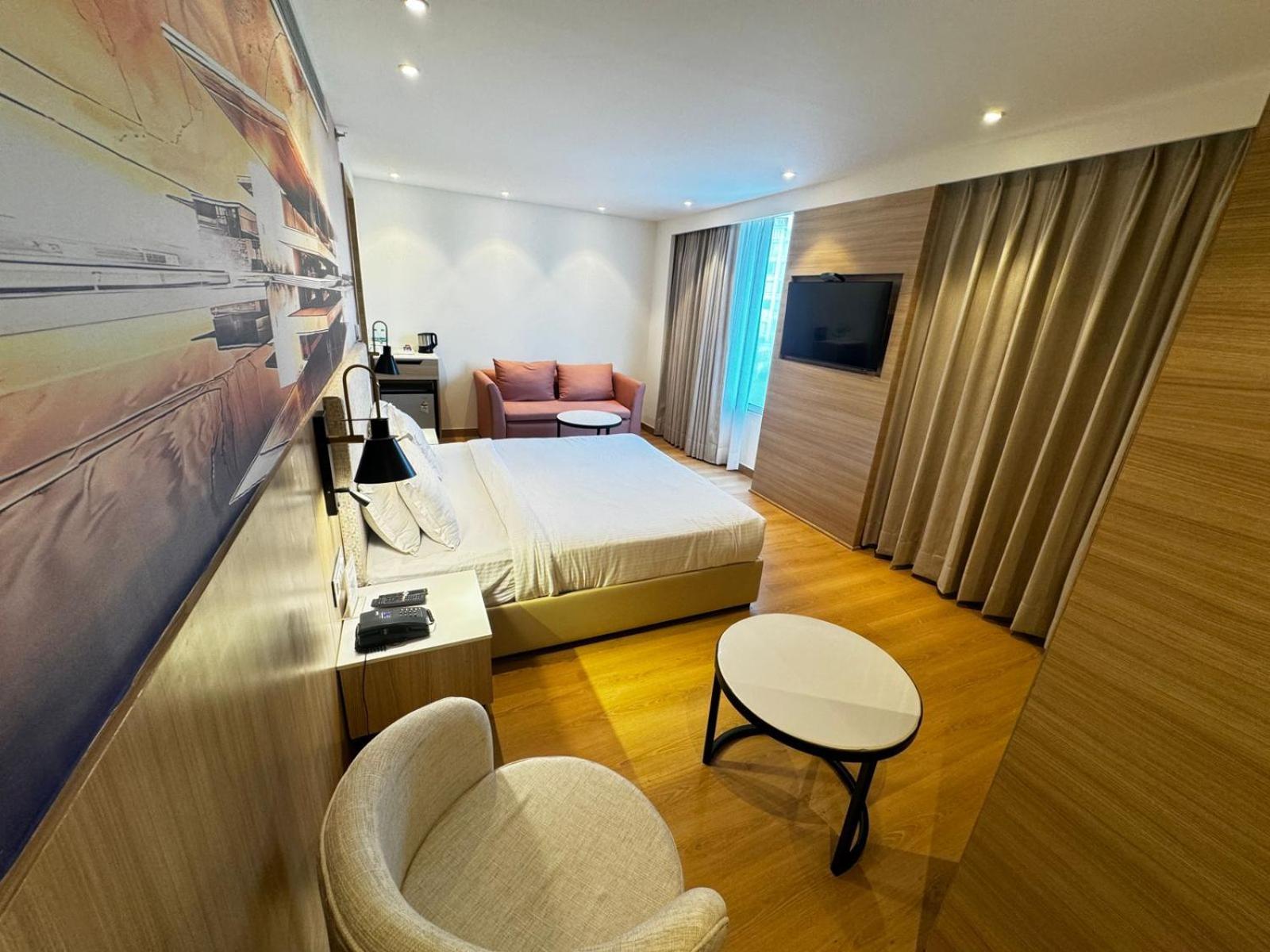 Tulip Inn Zirakpur Luaran gambar