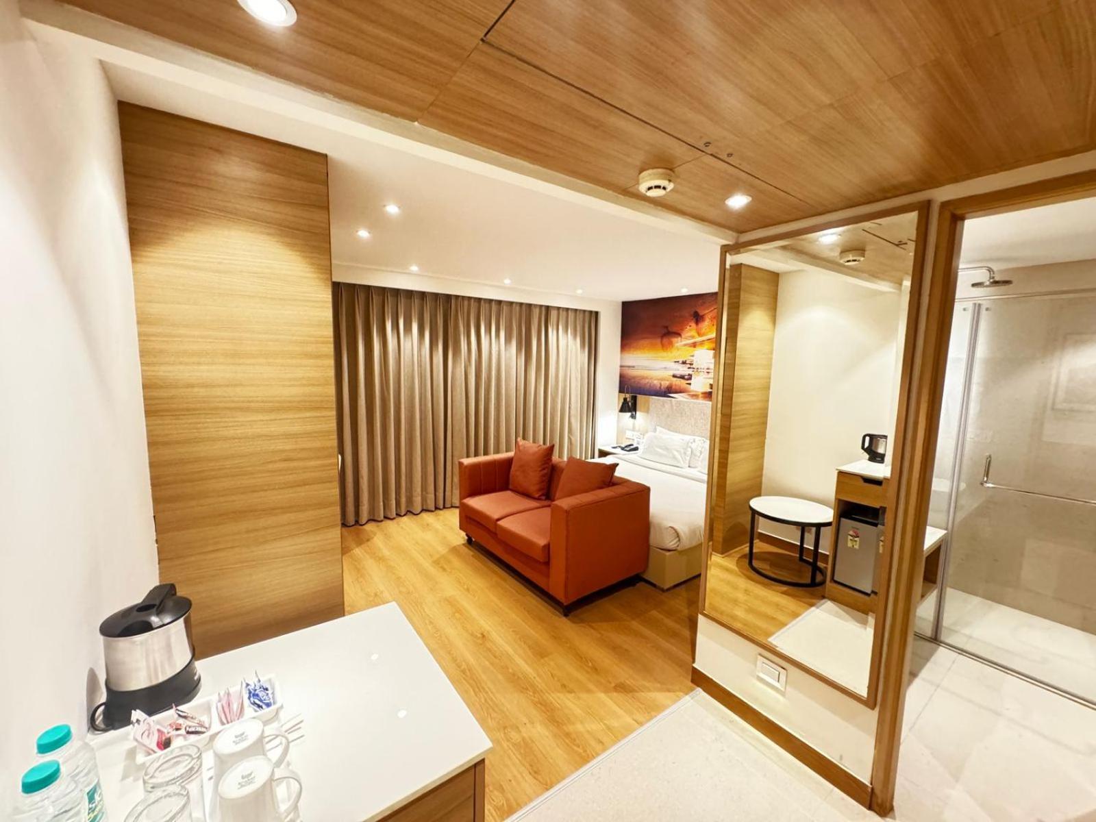 Tulip Inn Zirakpur Luaran gambar