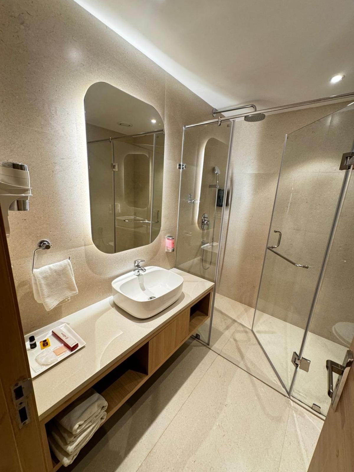 Tulip Inn Zirakpur Luaran gambar